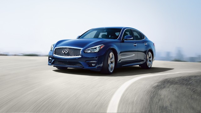 2018 Infiniti Q70 Exterior Gallery Image