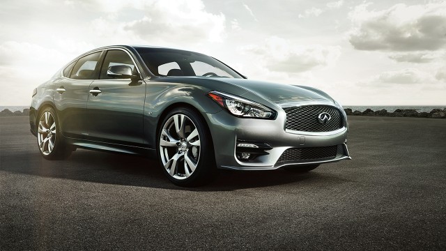 2018 Infiniti Q70 Exterior Gallery Image