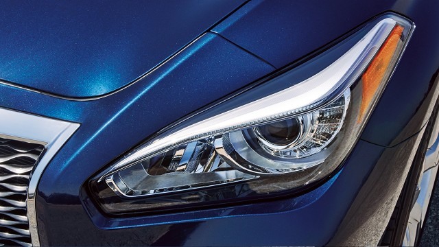 2018 Infiniti Q70 Exterior Gallery Image