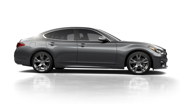 2018 Infiniti Q70 Exterior Gallery Image
