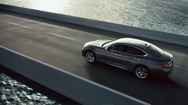 2018 Infiniti Q70 Exterior Gallery Image
