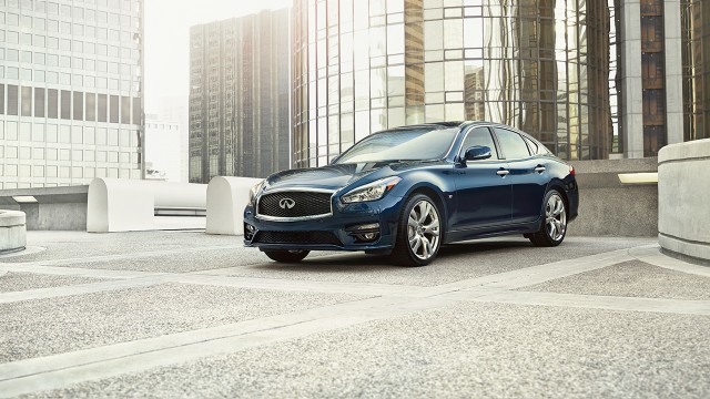 2018 Infiniti Q70 Exterior Gallery Image