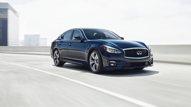 2018 Infiniti Q70 Exterior Gallery Image