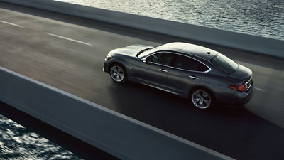 2018 Infiniti Q70 ELEVATE YOUR EXPECTATIONS