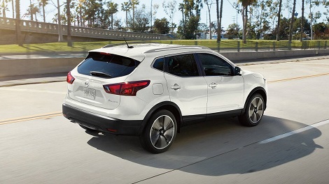 2018 Nissan Rogue Sport A BODY THAT HELPS PROTECT