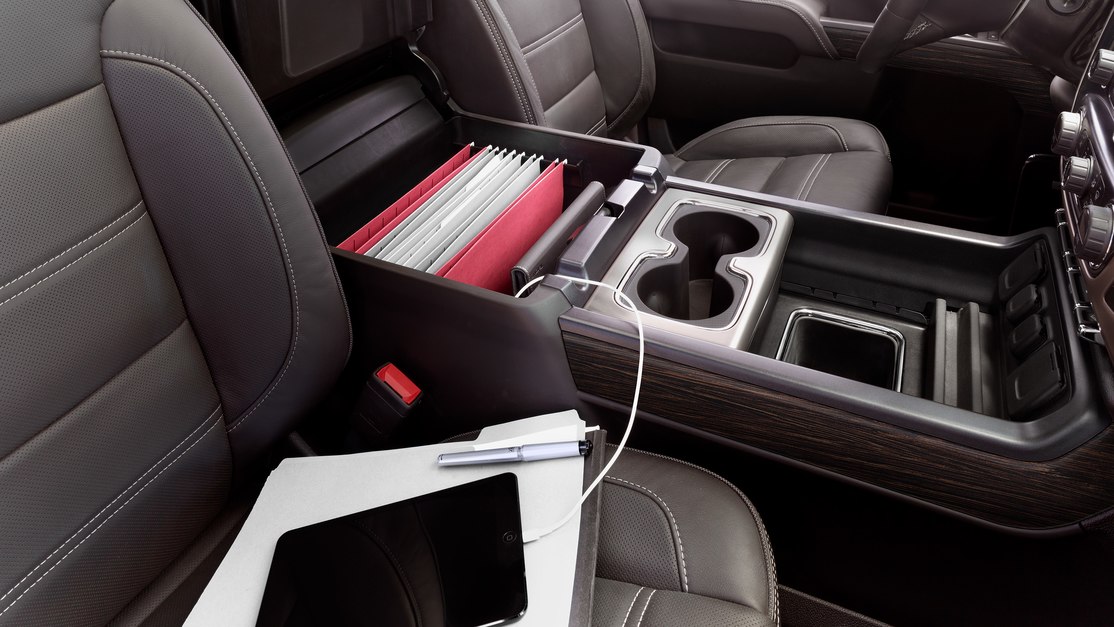 2018 GMC Sierra 2500 HD Interior Gallery Image