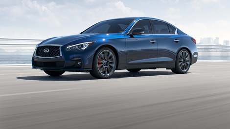 2018 Infiniti Q50 REACTS TO THE UNEXPECTED