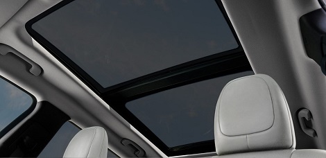 New 2018 Jeep Cherokee WIDE-OPEN WONDER SUNROOF New 2018 Jeep Cherokee WIDE-OPEN WONDER SUNROOF