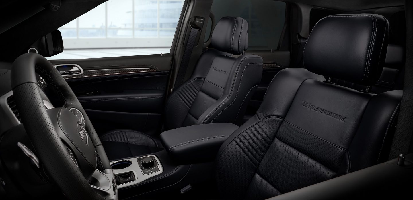 2018 Jeep Grand Cherokee Interior Gallery