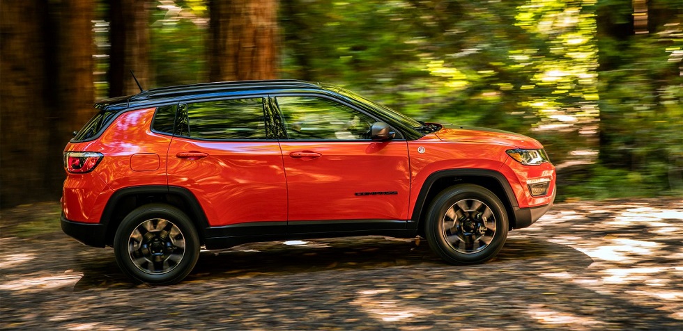 New 2018 Jeep Compass model in (dealership-city)