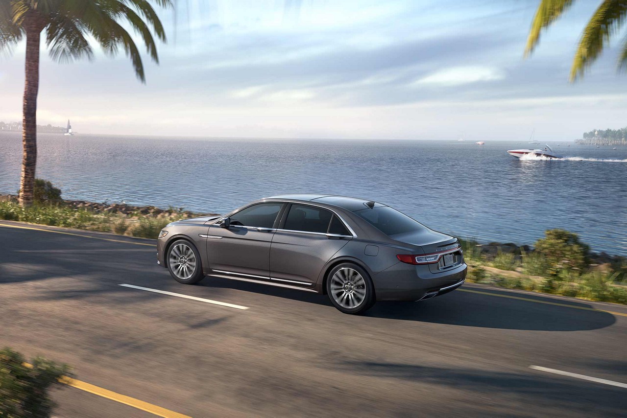 2018 Lincoln Continental Exterior Gallery Image