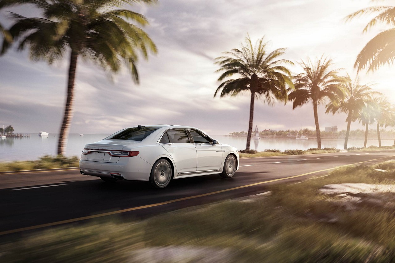 2018 Lincoln Continental Exterior Gallery Image