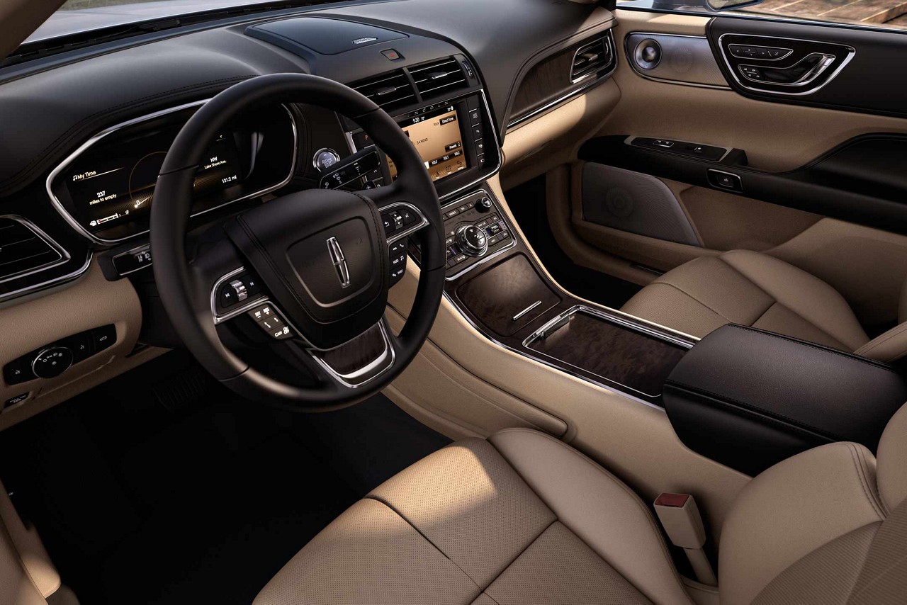2018 Lincoln Continental Interior Gallery Image