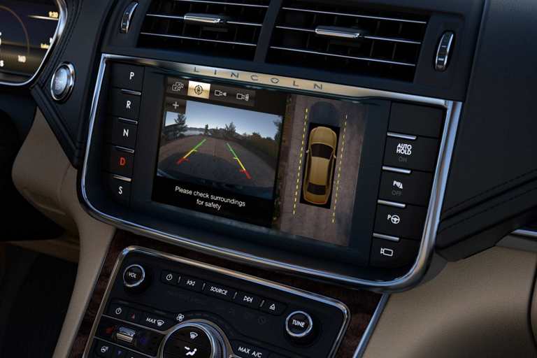 2018 Lincoln Continental 360-DEGREE CAMERA