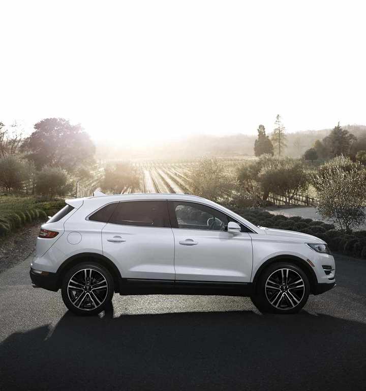 2018 Lincoln MKC Exterior Gallery Image