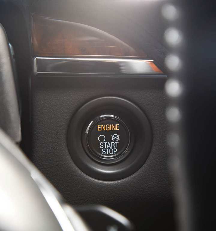 2018 Lincoln MKT Interior Gallery Image