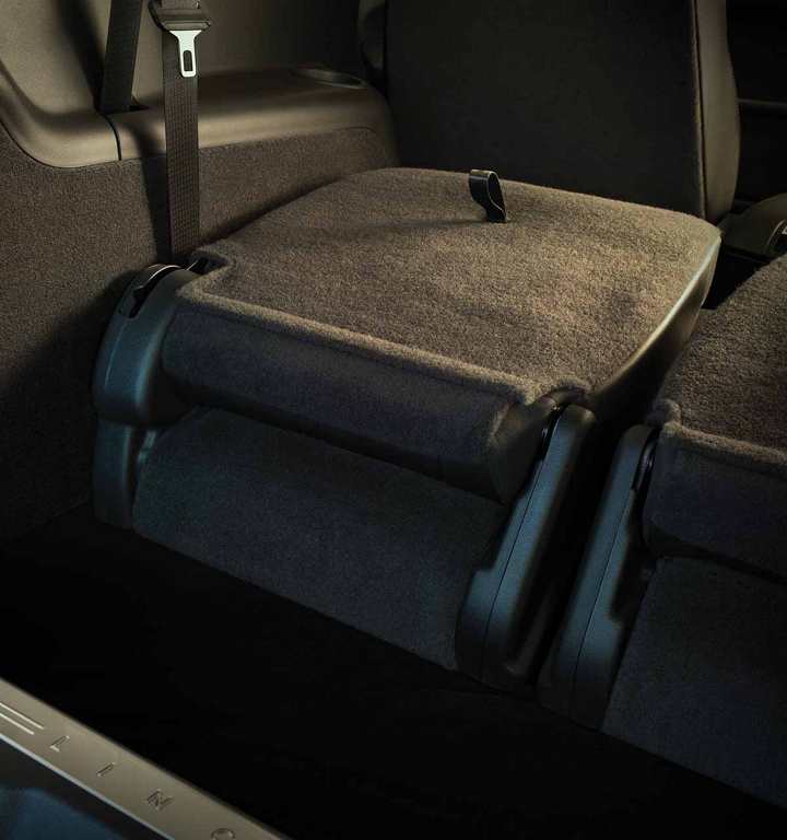 2018 Lincoln MKT Interior Gallery Image