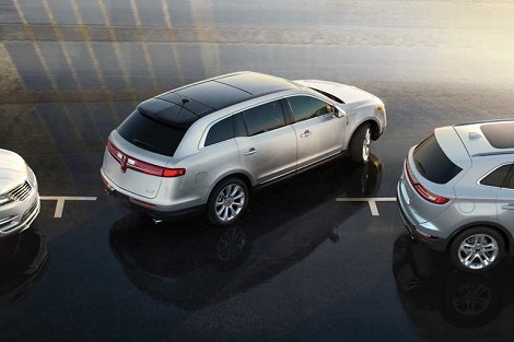 2018 Lincoln MKT ACTIVE PARK ASSIST