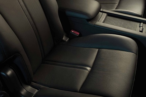2018 Lincoln MKT HEATED AND COOLED SEATS
