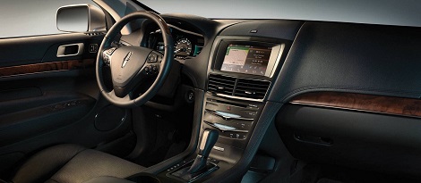 2018 Lincoln MKT TECHNOLOGY PACKAGE