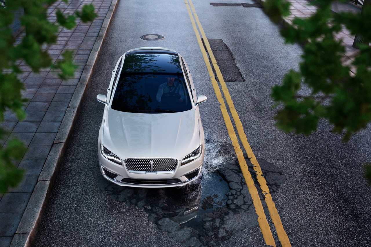 2018 Lincoln MKZ Exterior Gallery Image