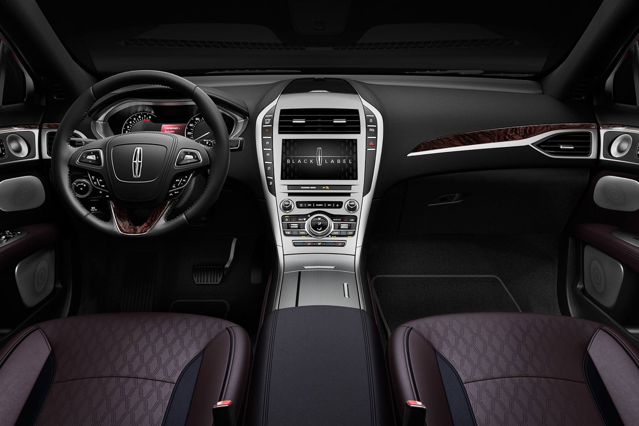 2018 Lincoln MKZ Interior Gallery Image