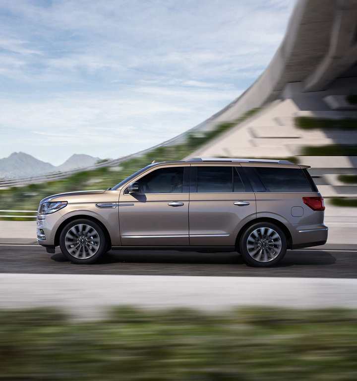 2018 Lincoln Navigator Exterior Gallery Image