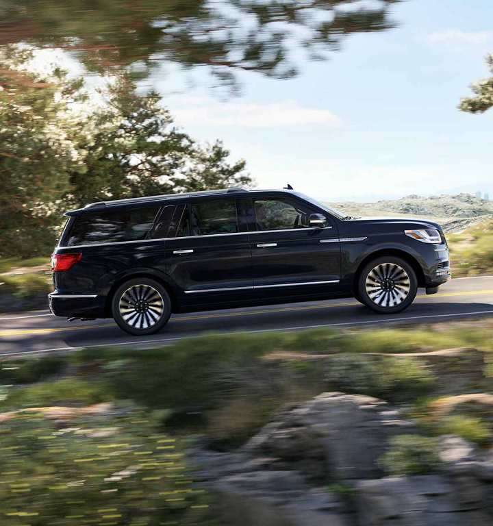 2018 Lincoln Navigator Exterior Gallery Image