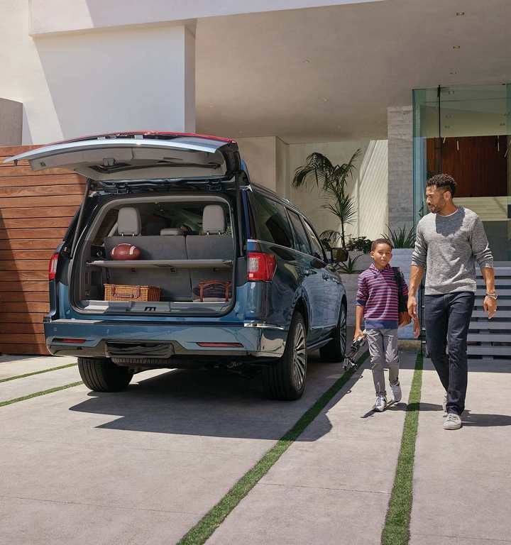 2018 Lincoln Navigator Interior Gallery Image