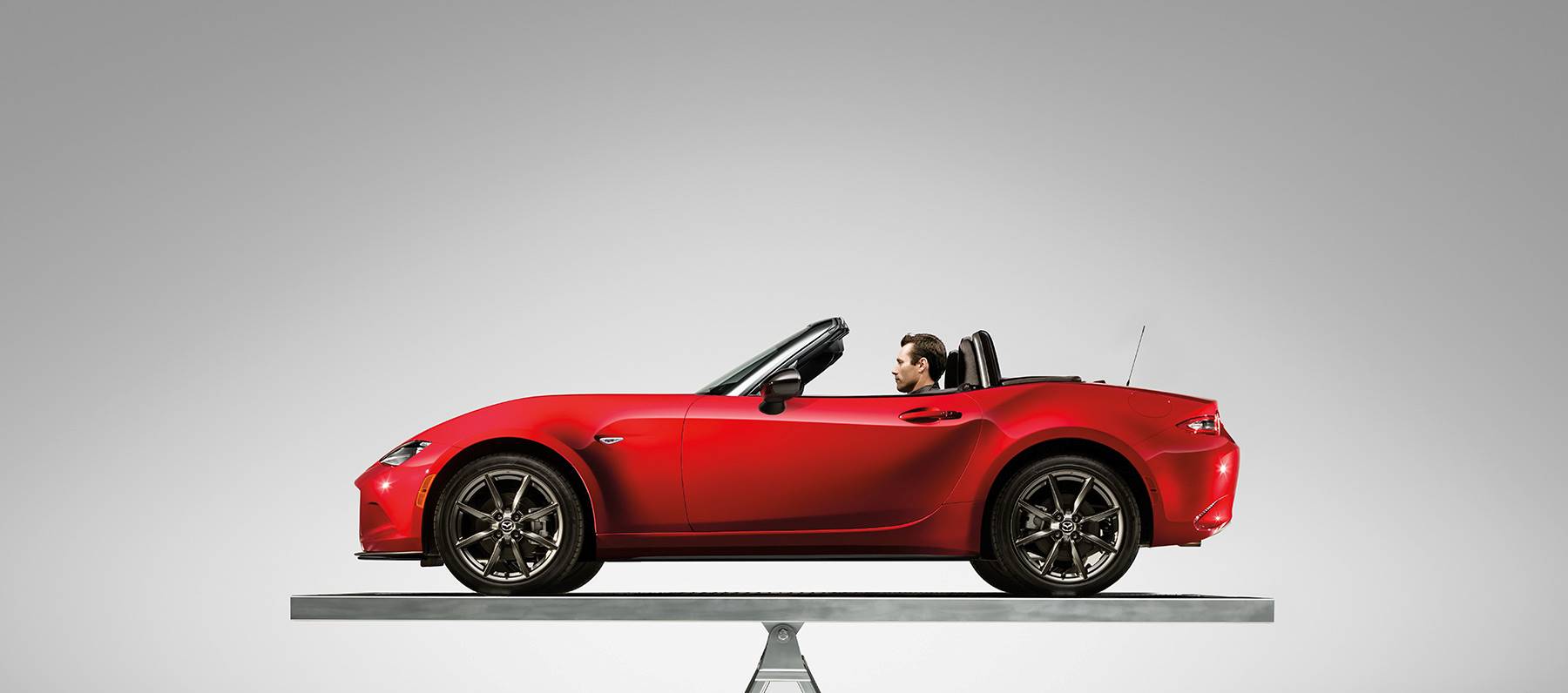 2018 Mazda MX-5 Miata Exterior Gallery Image